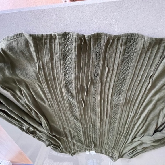 Women's Gap Green Flowy Long Sleeve Lace Detail Sz L Blouse Excellent condition - Picture 8 of 8